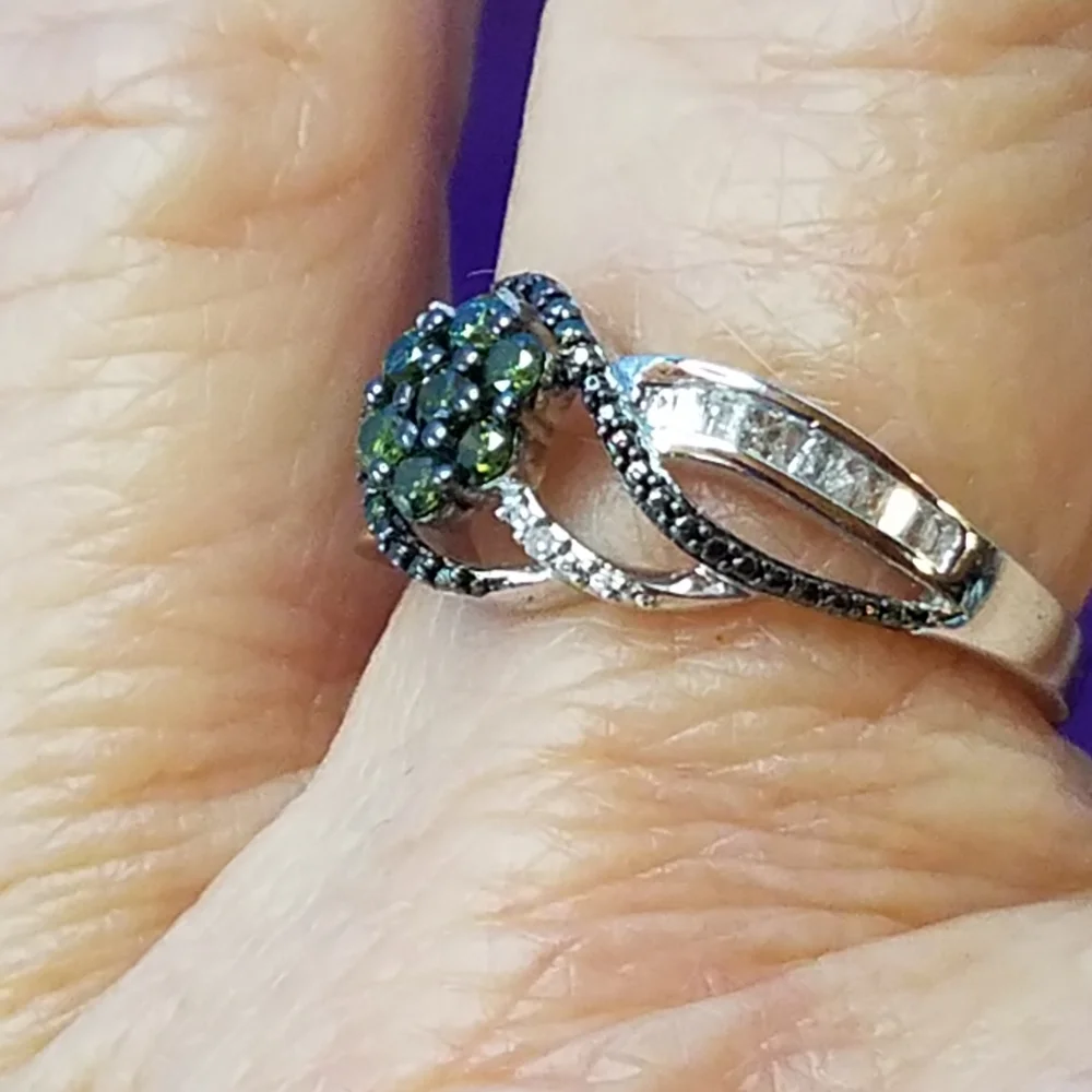 Diamond Rare Fancy Green Genuine Diamond  Ring